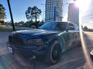 Dodge Charger Base 2006 Atm 186kw (4 foto / 10)