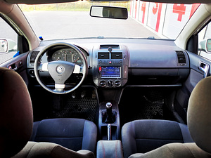 VW Polo 59кВт дизель механика 1.4TDI (4 фото из 13)