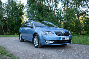 Skoda Octavia Автомат, универсал (2 фото из 11)