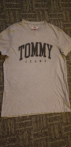 T särk TOMMY HILFIGER (1 foto / 1)