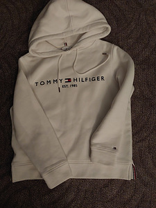 Pusa Tommy Hilfiger (1 foto / 1)