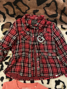 Футболка Guess (3 фото из 4)