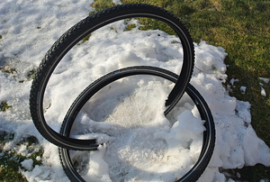 NAASTREHVID 2tk.=55€ SCWALBE 28" 42-622 HS396 (3 foto / 3)