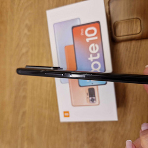 Uueväärne (A+) Redmi Note 10 Pro (6GB RAM/128GB ROM) (7 foto / 10)