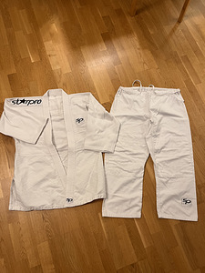 Judo kimono (1 foto / 3)