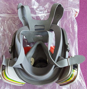 Täismask 3M + filtrid. (2 foto / 4)