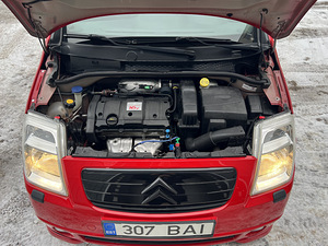 Citroen c2 vts 1.6 90kw (8 foto / 13)
