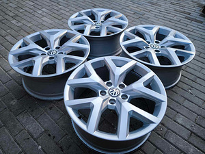 19" оригинальные колеса Volkswagen 5x120 (5 фото из 7)