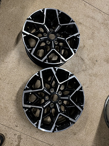 17" Kia originaalveljed 5x114,3 (2tk)