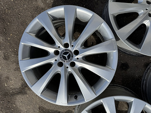 19" оригинальные диски Mercedes-Benz 5x112 (4 фото из 10)