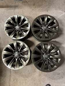 19" оригинальные диски Tesla Model S 5x120 (5 фото из 9)
