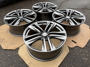 19" оригинальные диски Infinity/Nissan 5x114,3 + датчики (5 фото из 10)