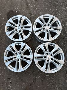 17" оригинальные диски Mercedes-Benz 5x112 (1 фото из 5)