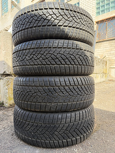 19" оригинальные диски Hyundai 5x114,3 + новые м+s Good Year (7 фото из 9)