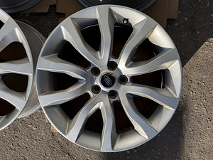 20" оригинальные диски Land Rover 5x120 + датчики (4 фото из 10)