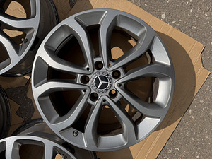 17" оригинальные диски Mercedes-Benz 5x112 + датчики (4 фото из 9)