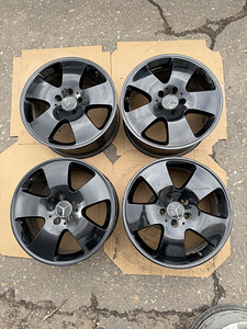 17" оригинальные диски Mercedes-Benz 5x112 (5 фото из 8)