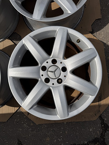 17" оригинальные диски Mercedes-Benz SL 5x112 (2 фото из 8)