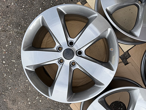 20" оригинальные диски Jeep 5x127 (7 фото из 9)