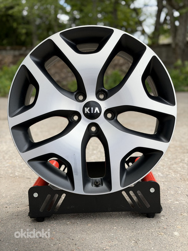 19" Kia originaalveljed 5x114,3 + andurid