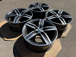 17" оригинальные диски BMW стиль 379 5x112 (серия 2) + датчик (2 фото из 10)