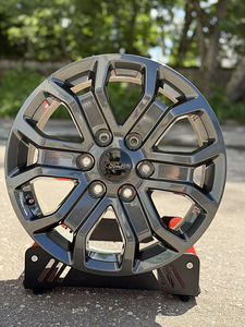 18" оригинальные диски Ford Ranger 6x139,7 (как новые) (1 фото из 9)