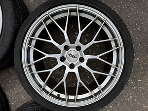 20" AEZ Crest veljed 5x112 + suverehvid 255/35/20 (4 foto / 8)