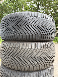 255/50/19 Michelin m+s 6-7мм DOT2024/2025 (3 фото из 7)