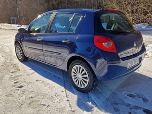 Renault Clio 2006a 1.2 bensiin 55kw (2 foto / 10)