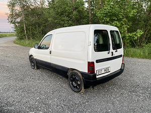 Citroen Berlingo kaubik tingi (4 foto / 5)