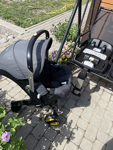 Turvahäll Doona + isofix (2 foto / 2)