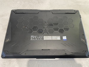 Asus TUF Gaming A17 (3 foto / 4)