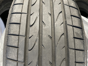 Bridgestone Dueler H/P sport 225/60R18 (2 foto / 4)
