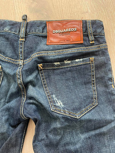 Джинсы Dsquared2 (2 фото из 5)