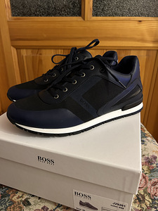 Hugo Boss 40 (1 фото из 3)
