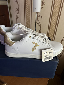 Trussardi 40 (2 фото из 3)