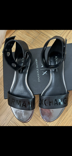 Armani 40