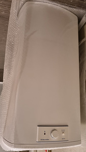 Elektriboiler Electrolux EWH 100SL (2 foto / 5)