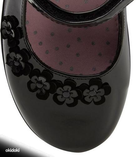 Новые туфли Debenhams - Girls black patent Mary Jane (фото #3)