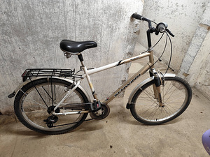 Велосипед Schwinn Sierra 26" (4 фото из 5)
