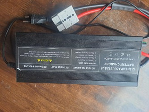 Müün laadijat 12V / 0-60a.