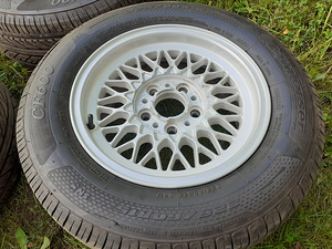 BMW E32/E34 15" veljed + rehvid (5 foto / 6)