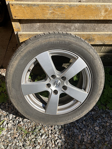 17" valuveljed koos rehvidega (1 foto / 2)