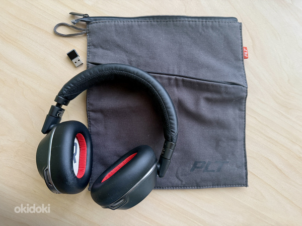 Mürasummutavad kõrvaklapid Plantronics Voyager 8200