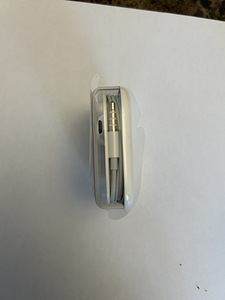 Apple EarPods с проводом, новые, наушники (2 фото из 2)