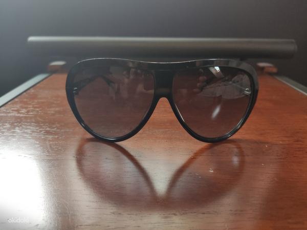 Солнцезащитные очки armani (фото #1)