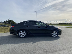 Honda Accord 8 (3 foto / 4)