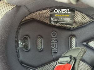Laste kiiver ONEAL (3 foto / 3)
