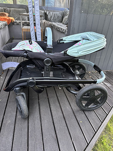 Quinny Hubb kahe lapse käru (7 foto / 10)