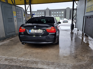 BMW e90 330xd 2007 г. (6 фото из 13)